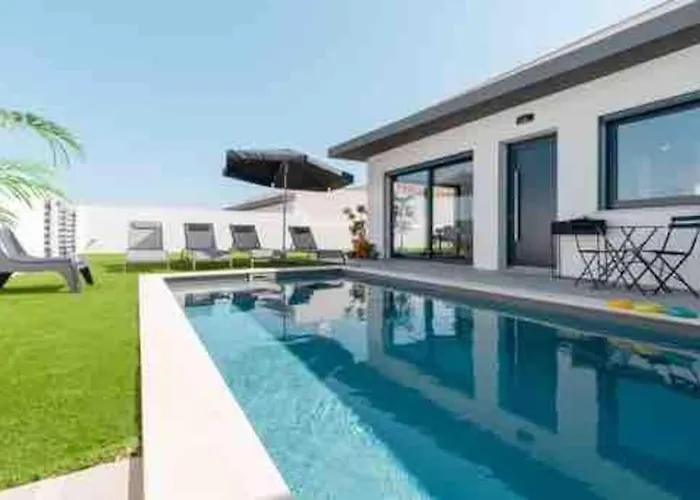 Tequila House - Luxury House In Portugal * Santa Barbara (Lisbon)